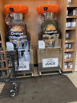 Make your own fresh squeezed orange juice or grapefruit juice!