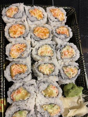 New York & spicy crab meat roll