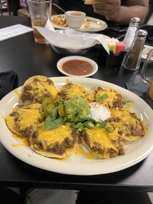 Beef nachos