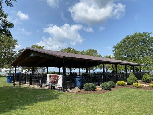 An outside dining area.