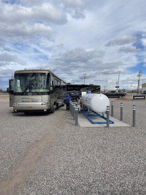 Pull right up to the propane pump.. Easy access in and out for big rigs. Friendly propane attendants are happy to help you.