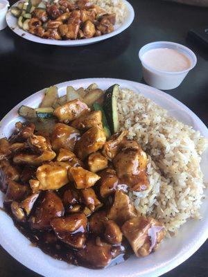 Hibachi vegetables with teriyaki chicken fried rice fast service league clean quiet