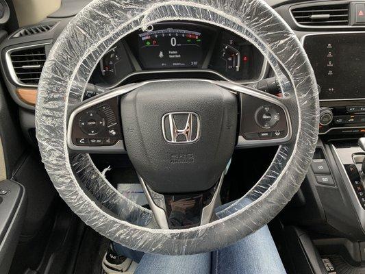 Steering wheel cover