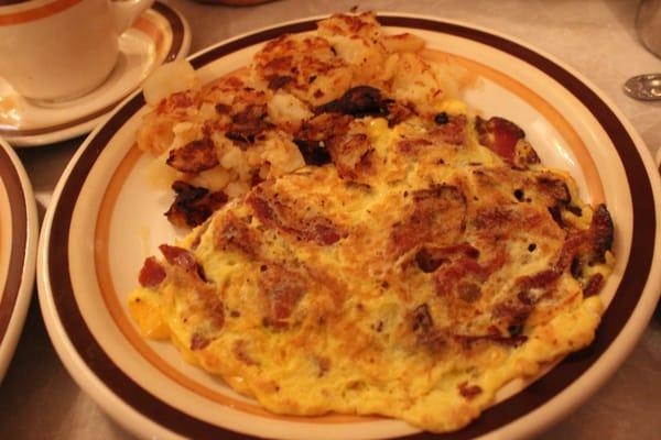 american cheese and bacon omelete