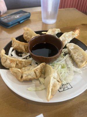 Pot stickers, great stuffing and sauce