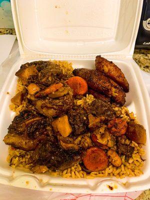 Oxtail, rice/peas, plantains.