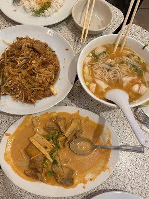 Red curry beef with rice, ton yum noodle soup, pad Thai.