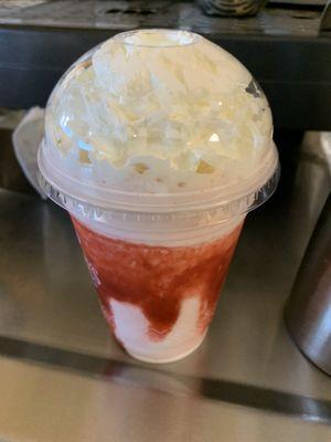 Strawberry Créme Frappe (Seasonal)