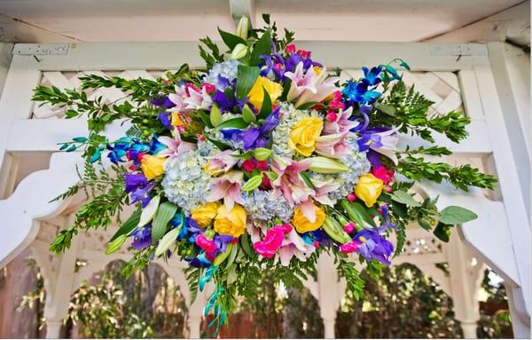 Sweetheart Table Centerpiece pulling double duty Photo by True Photography  San Diego