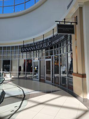 Banana Republic Factory Store