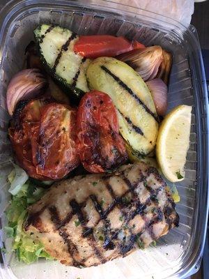 Grilled chicken and grilled veggies