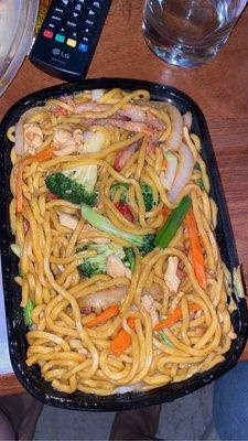 House Special Lo Mein