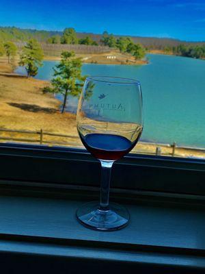 Autumn Lake. Fine wines. Scenic views.