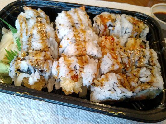 Shrimp tempura roll