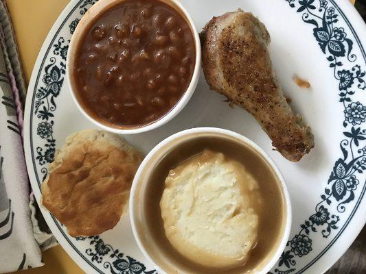 Baked Beans, Mashed Potatoes & roasted chicken leg.