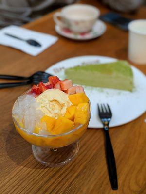 Strawberry Mango Juice Sago & Lychee Jelly w. Mango Ice Cream