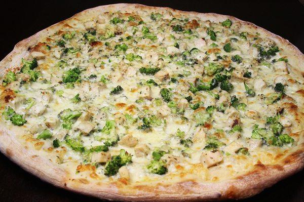 Chicken Alfredo Pizza