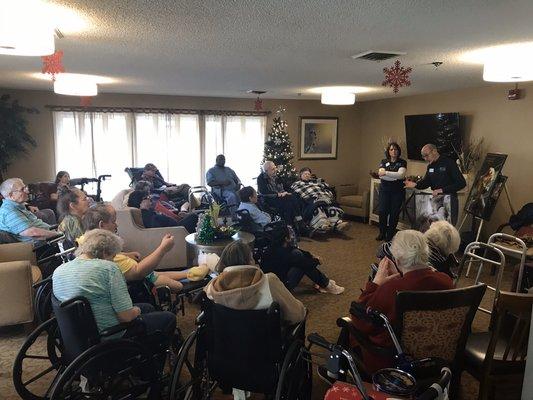 Tanglewood was proud to host the Topeka Zoo for an informative afternoon!