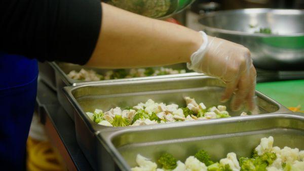 Making organic prepared meals for busy families