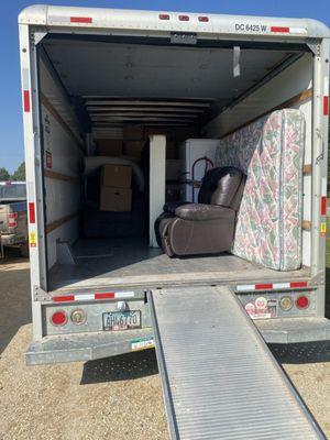 Example of how we load a box truck professionally securing everything down for safe travels and no break's partially loaded box truck