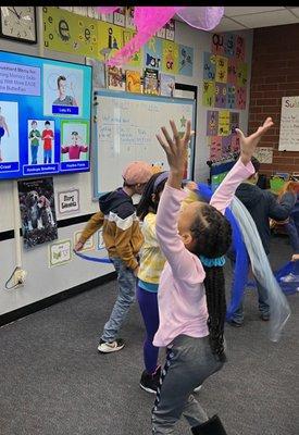 Teaching children mindful movements to release big emotions.