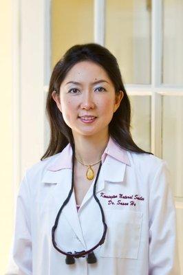 Dr. Ho is a fellow of the Academy of General Dentistry and member of the International Congress of Oral Implantologists.