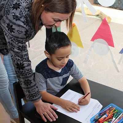 Casa del Nino Bilingual Montessori School