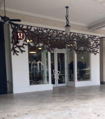 Lululemon in Merrick Park