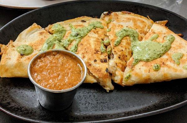 GREEN CHILE CHICKEN TORTILLA MELT