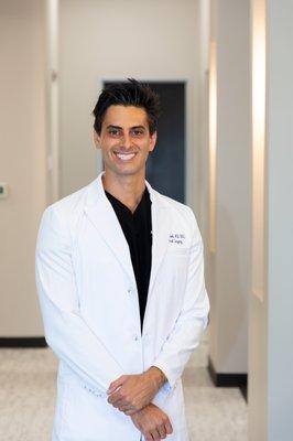 Oral and Maxillofacial Surgeon, Daniel Yacoob, MD, DDS