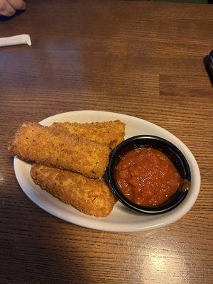 Mozzarella Sticks that's all you get now three