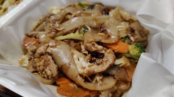 Drunken Noodle with pork