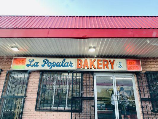 La Popular Bakery