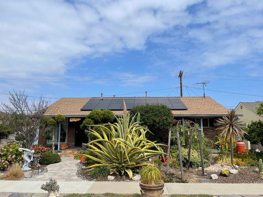 16 CANADIAN SOLAR 325W PANELS WITH 16 ENPHASE IQ7 MICROINVERTERS, SOLAR INSTALLATION IN LONG BEACH, CA