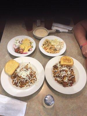 Goulash with salad bar and garlic toast