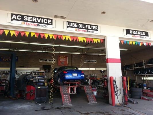 My 350z getting tires balanced.