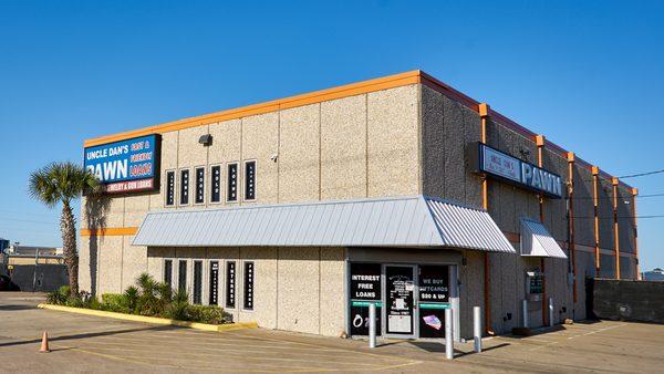 Store entrance on N. Clark Rd. in Cedar Hill