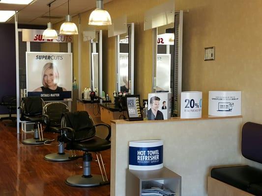 Outstanding  haircut at a great price. It has a soothing and  ZEN vibe. The stylists match your face to the perfect cut.