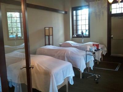 We do sessions on massage tables (in group or private rooms) so we can do full body treatments.