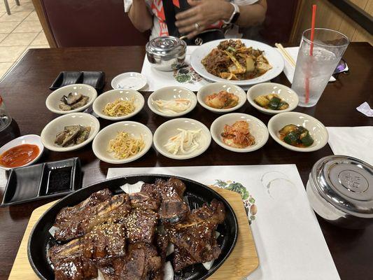 LA Galbi & spicy beef