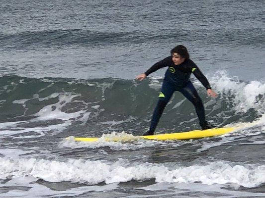 Jojo in a CR surf lesson w/ Kai