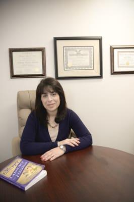 Donna Bloom, Board Certified Hypnotist in her office in Bethpage, NY