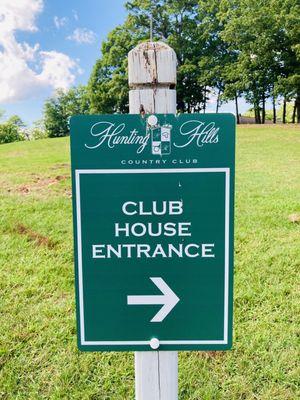 Hunting Hills Country Club's Club House Entrance Sign