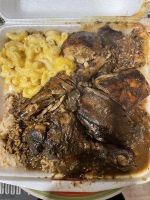 Jerk chicken, rice and peas, Mac and cheese