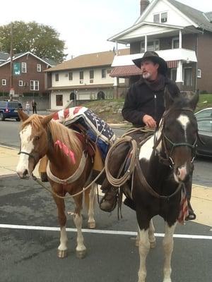 Cowboy crossing America for Charity.