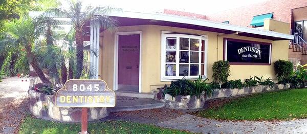 Dr. Nico's Whittier location dental practice (Outside view)