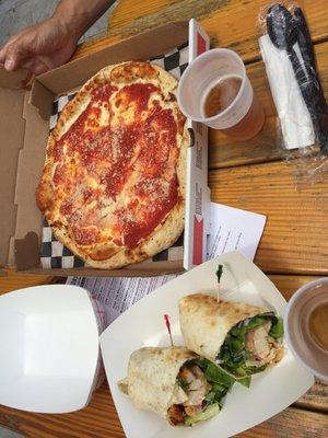 Upside-down pizza and the Kenny wrap. Both excellent!