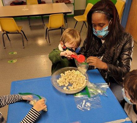 Making popcorn snack bags