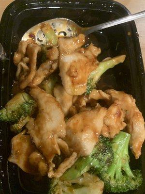 Chicken and broccoli, requested a little spicy and it was not spicy at all but it had very good flavor.