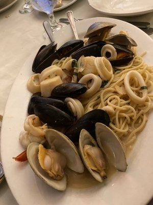 Seafood pasta